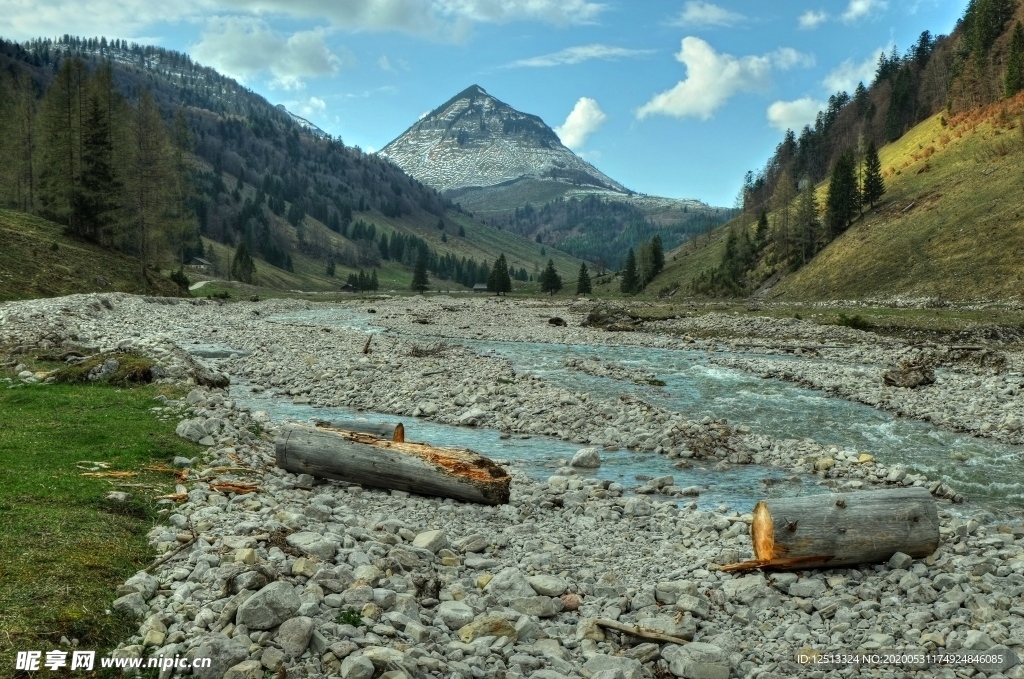 山