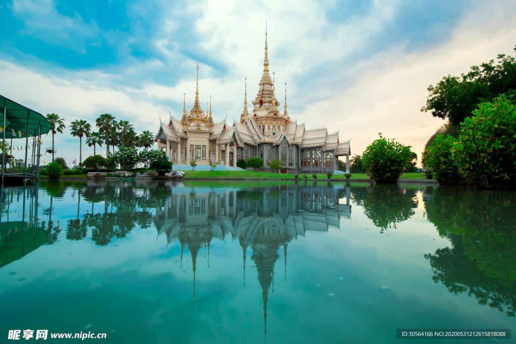 泰国风景自然水面绿色清新背景