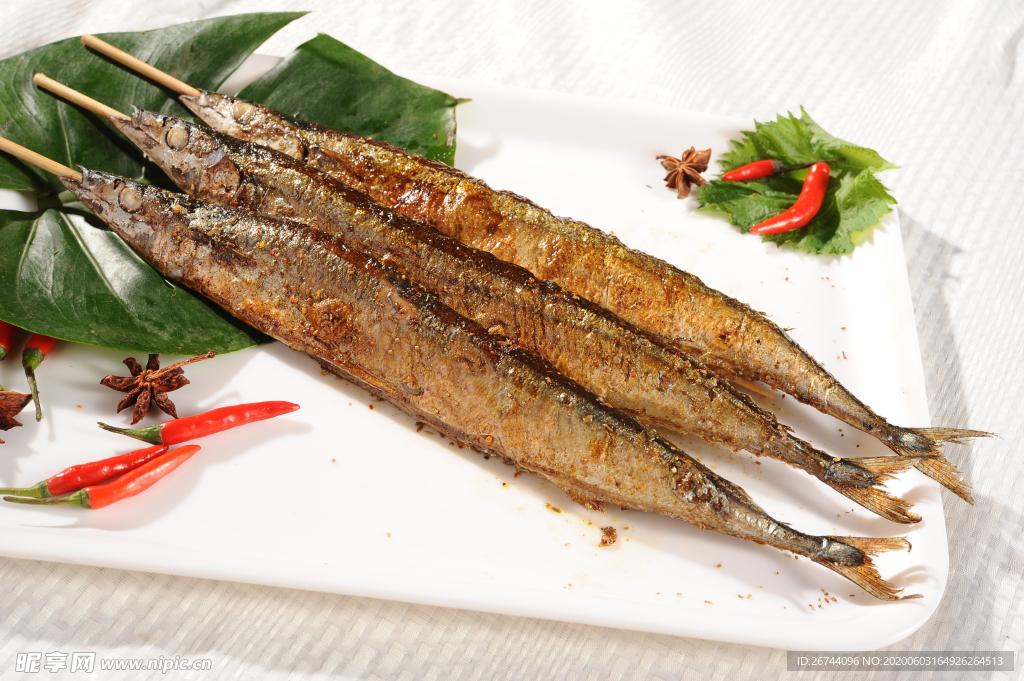 美味秋刀鱼