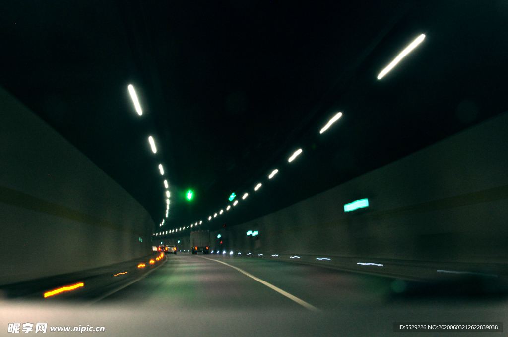 隧道 高速