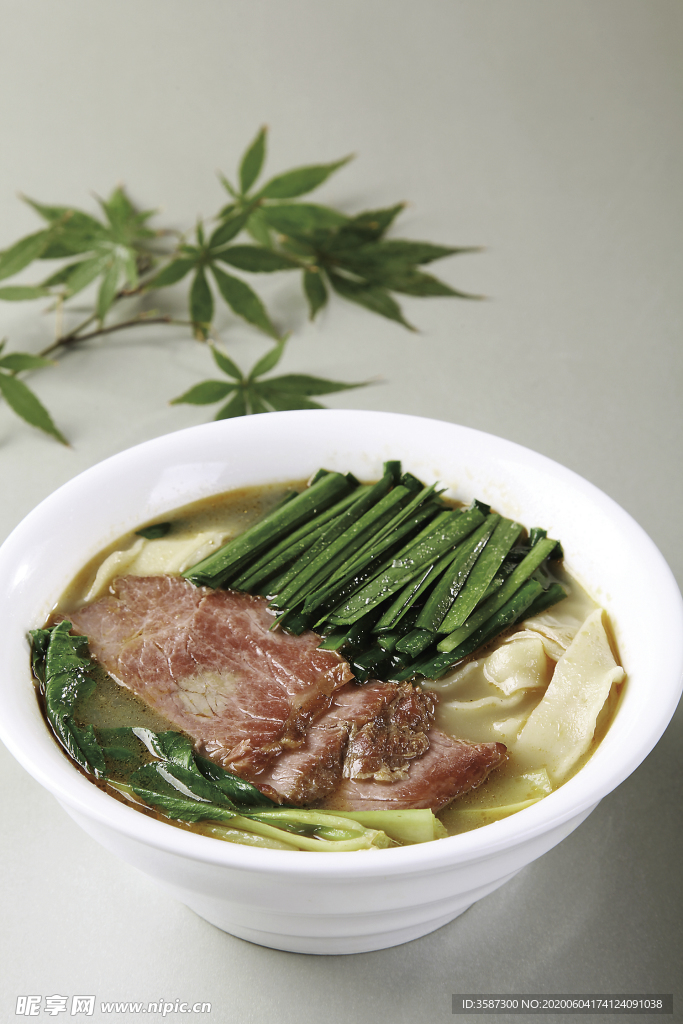 烩面鹿肉