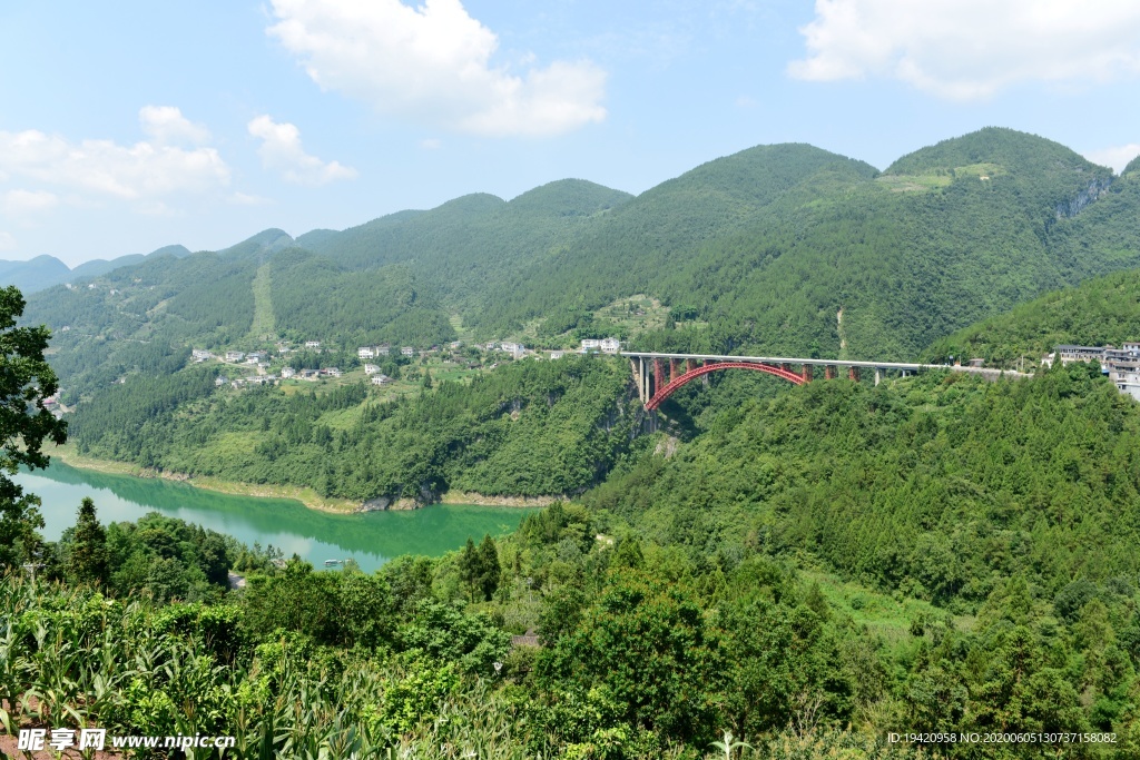 河流桥梁风景