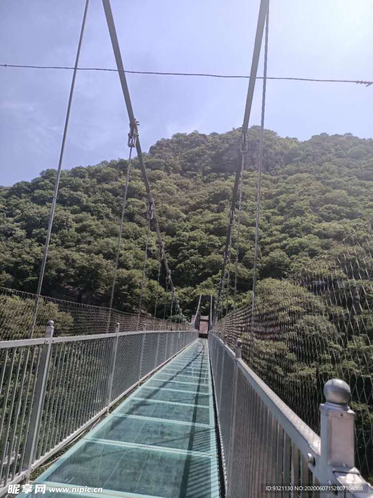 灯台架玻璃桥