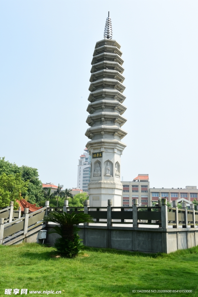 福建南普陀寺万寿塔