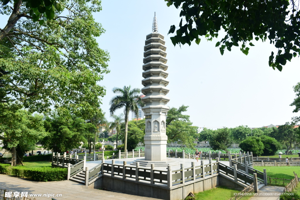 福建南普陀寺万寿塔