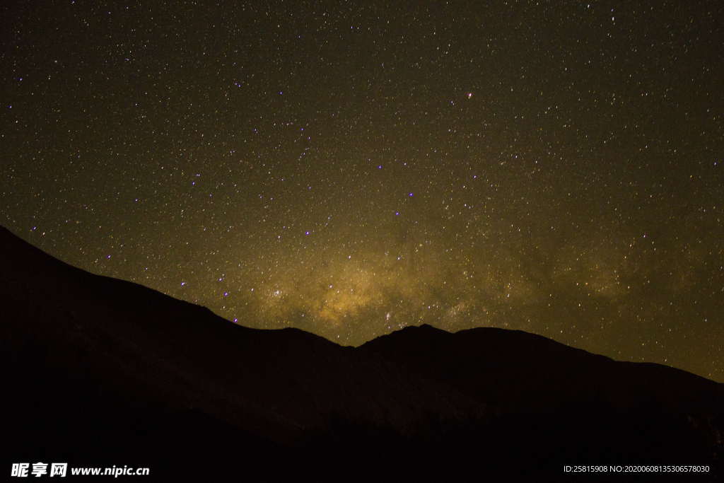 星空夜空宇宙图片