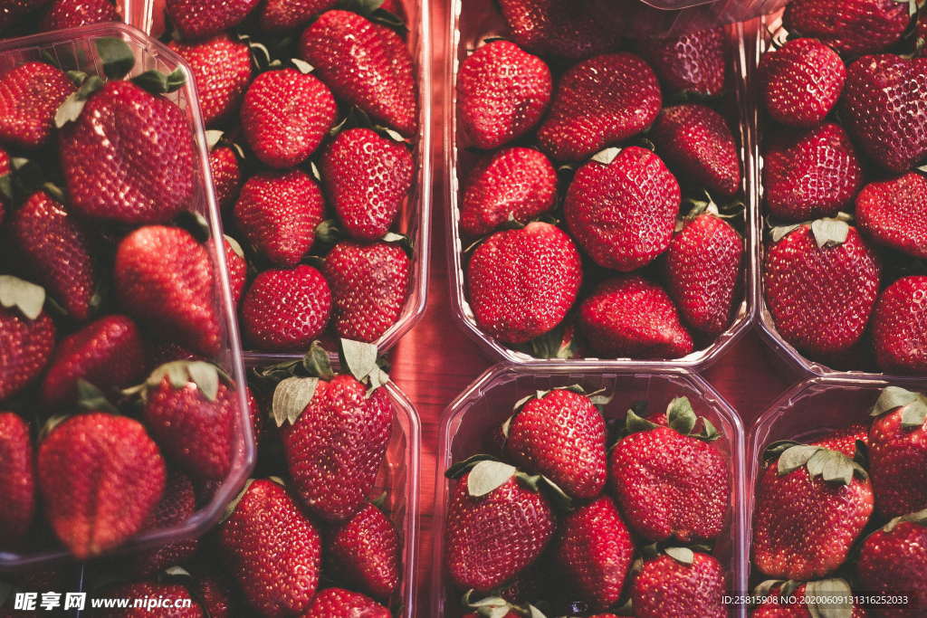 草莓浆果莓果蓝莓图片