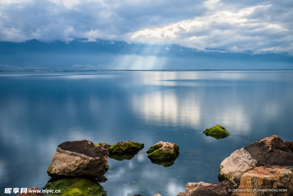 洱海湖泊风景图片