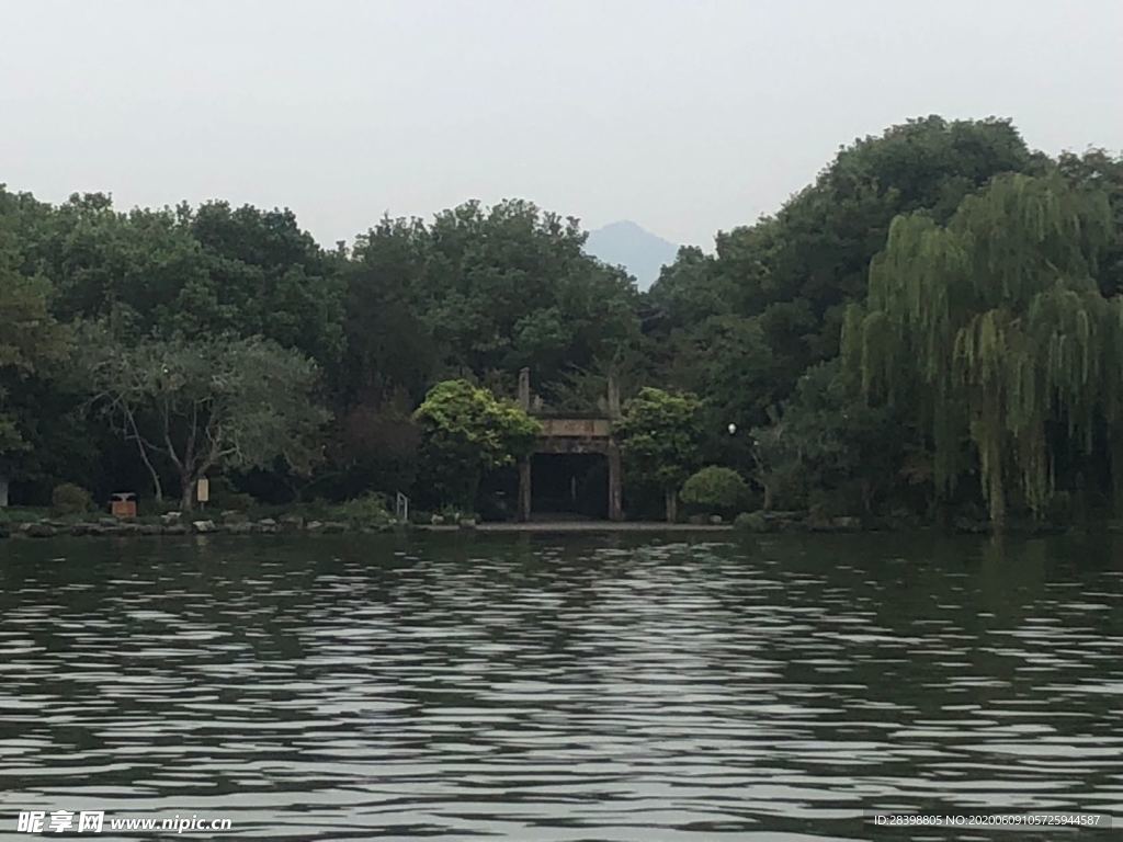 湖