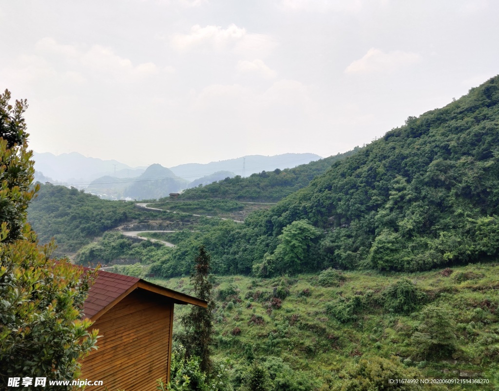 山间美景