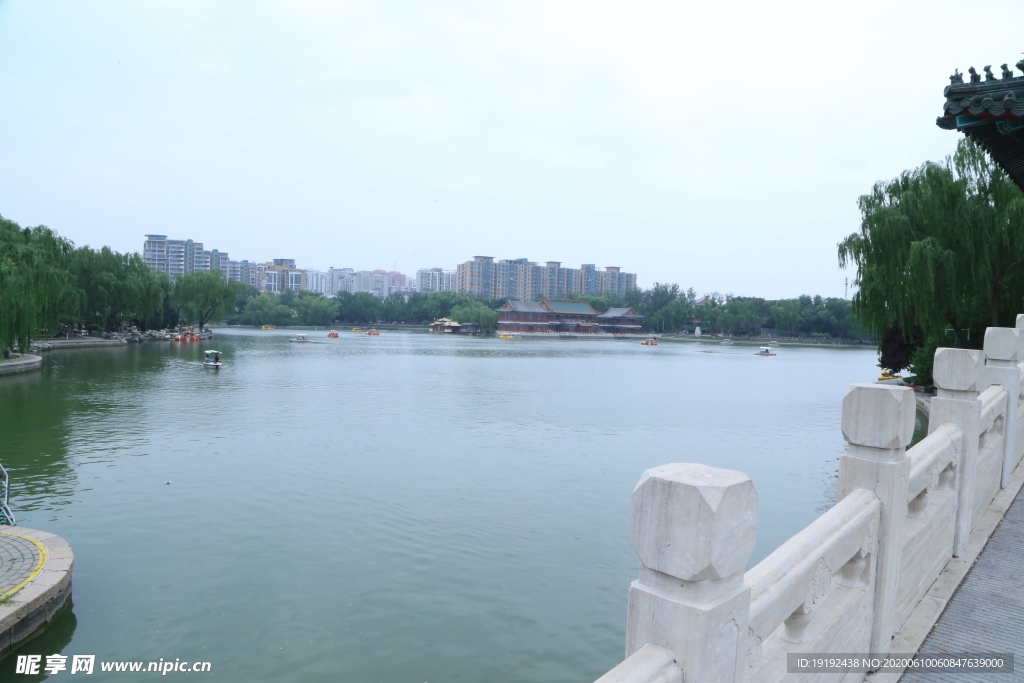 湖水风景