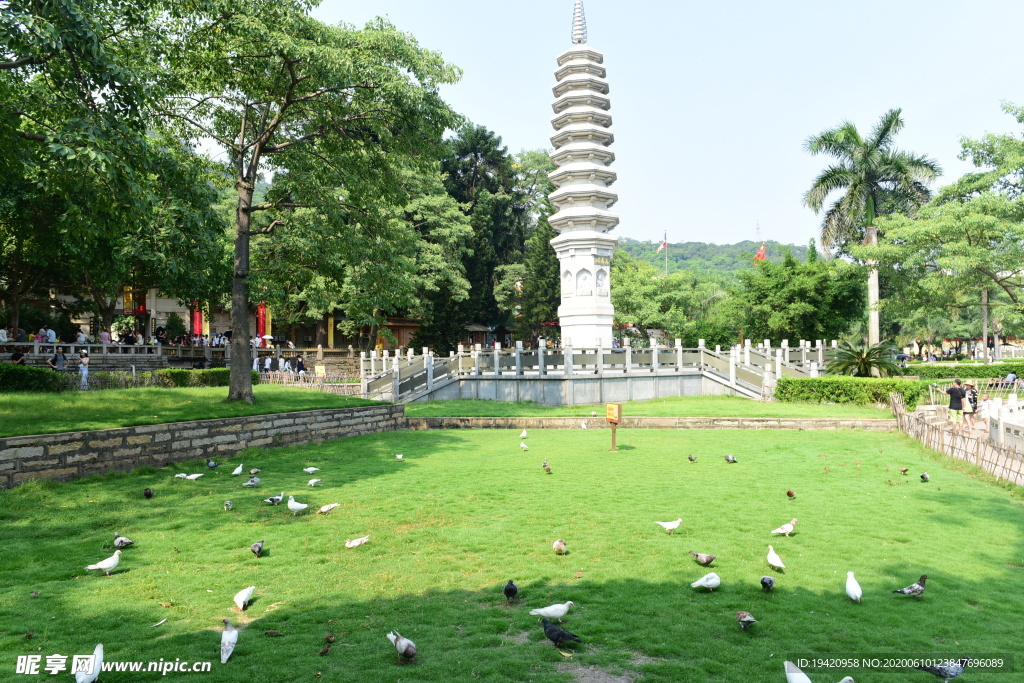 福建省厦门市南普陀寺万寿塔