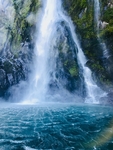 崖壁水流
