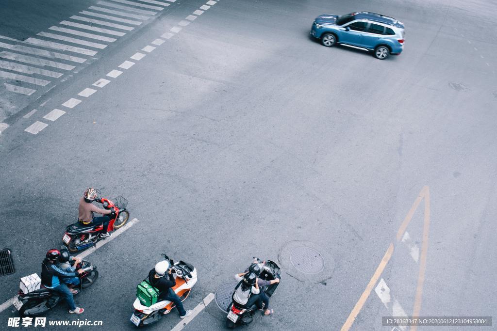 跑车