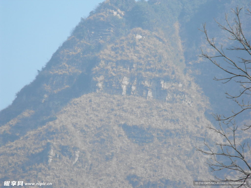 山峦风景图片