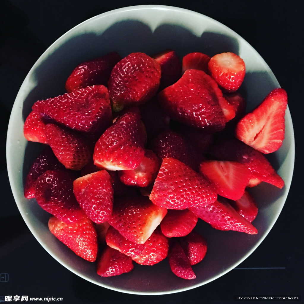 草莓浆果莓果蓝莓图片