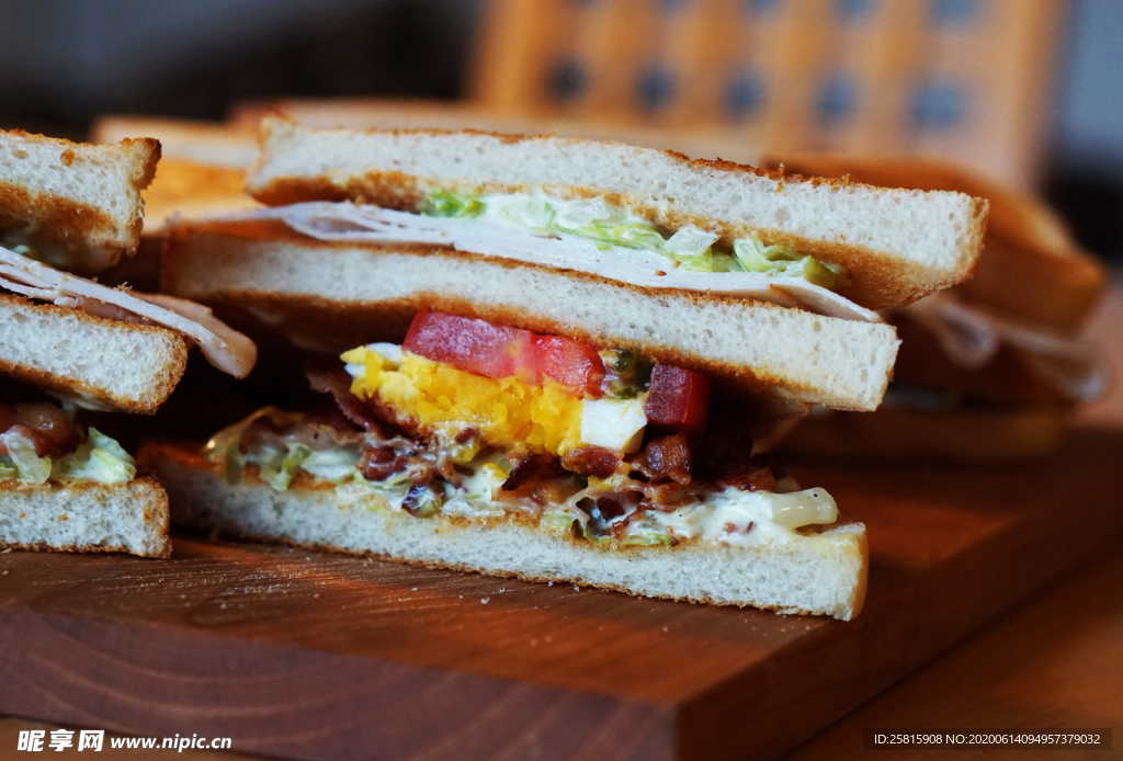 三明治美味早餐图片