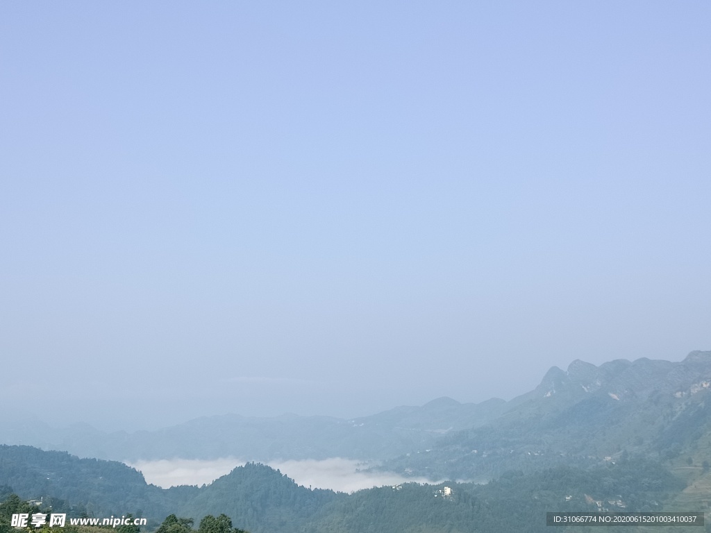 天空