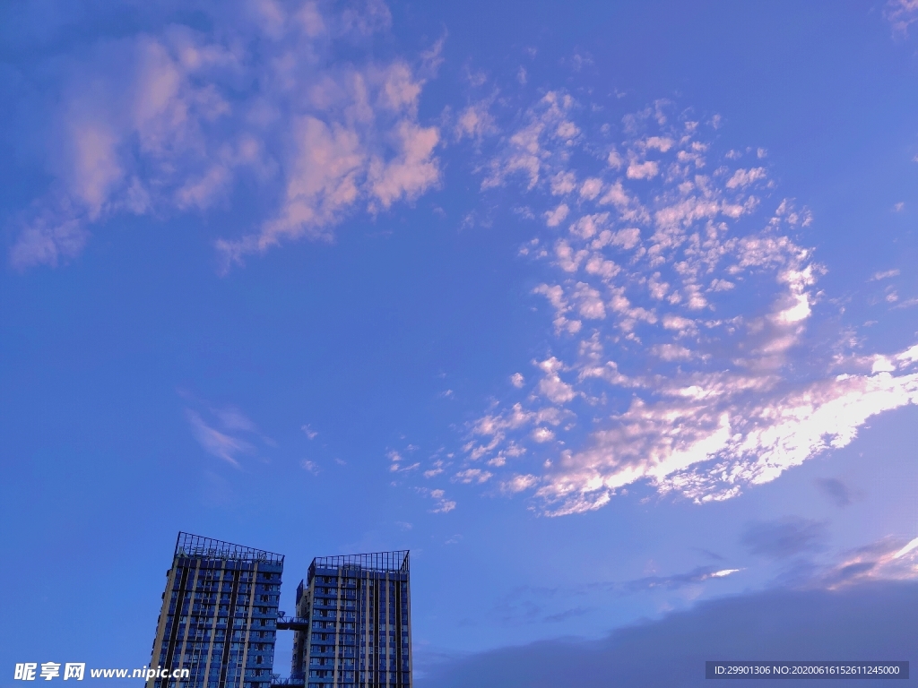 天空