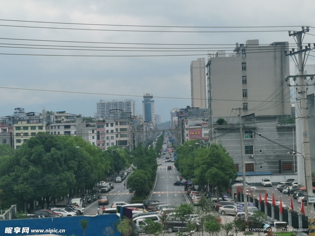 龙山县 县城全景