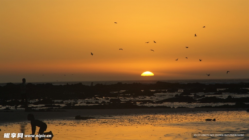 夕阳 沙滩