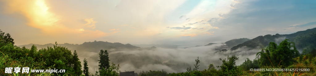 五里坡早晨天空