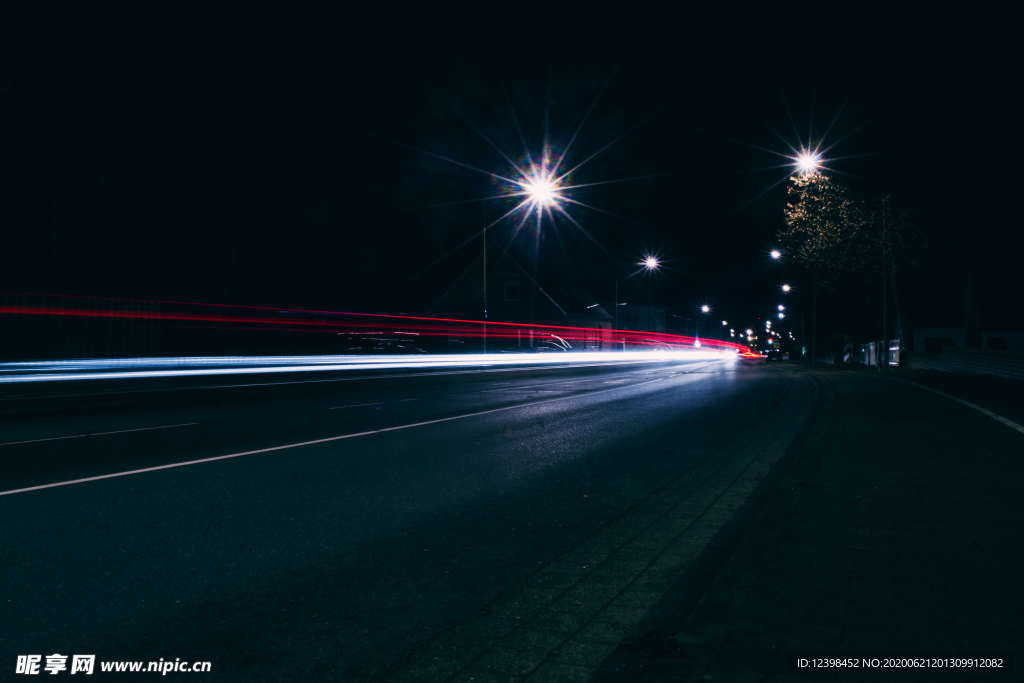 公路夜景