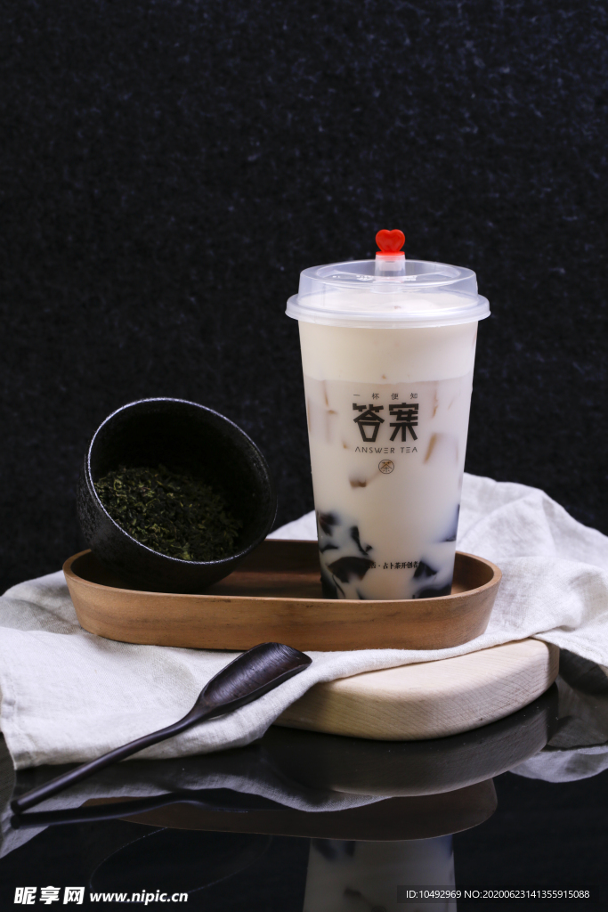黑糖 乌龙 奶茶 珍珠