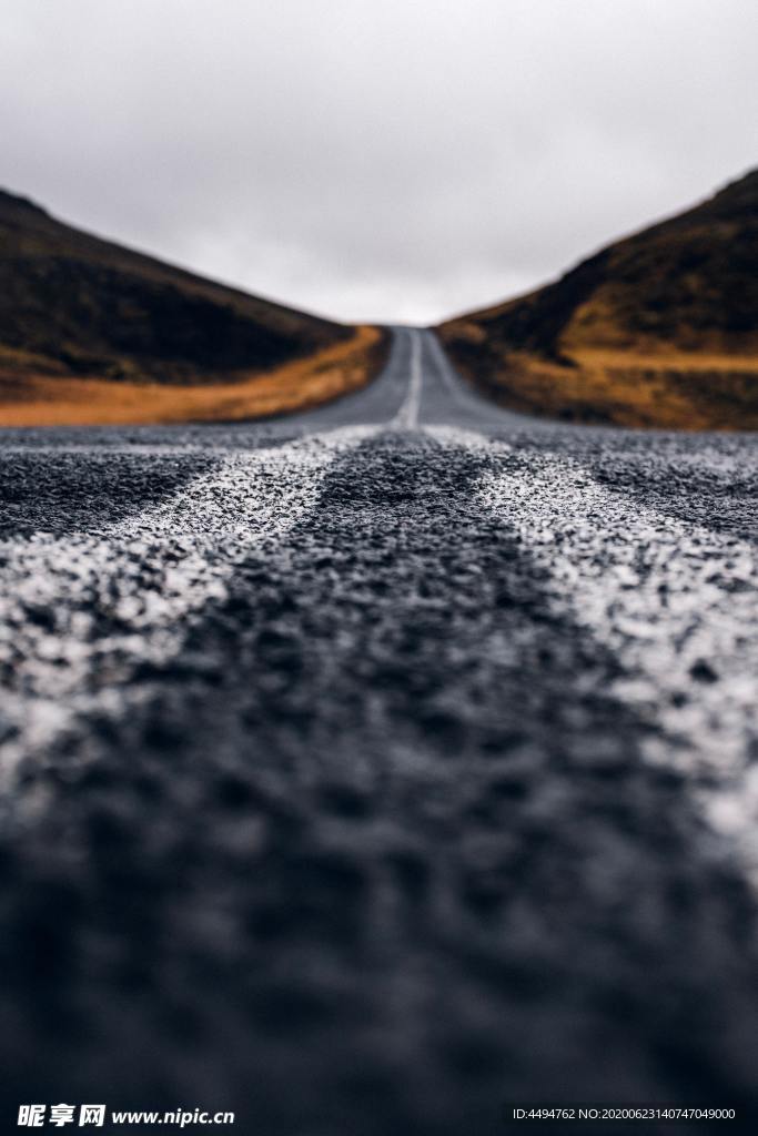 道路