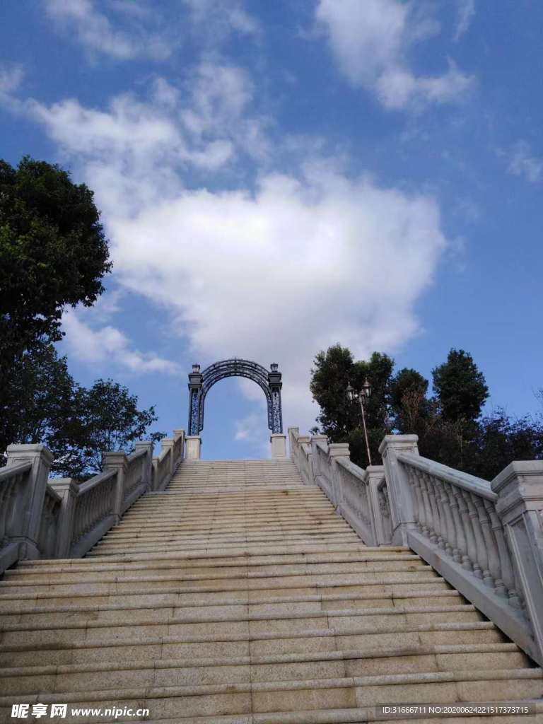通天门