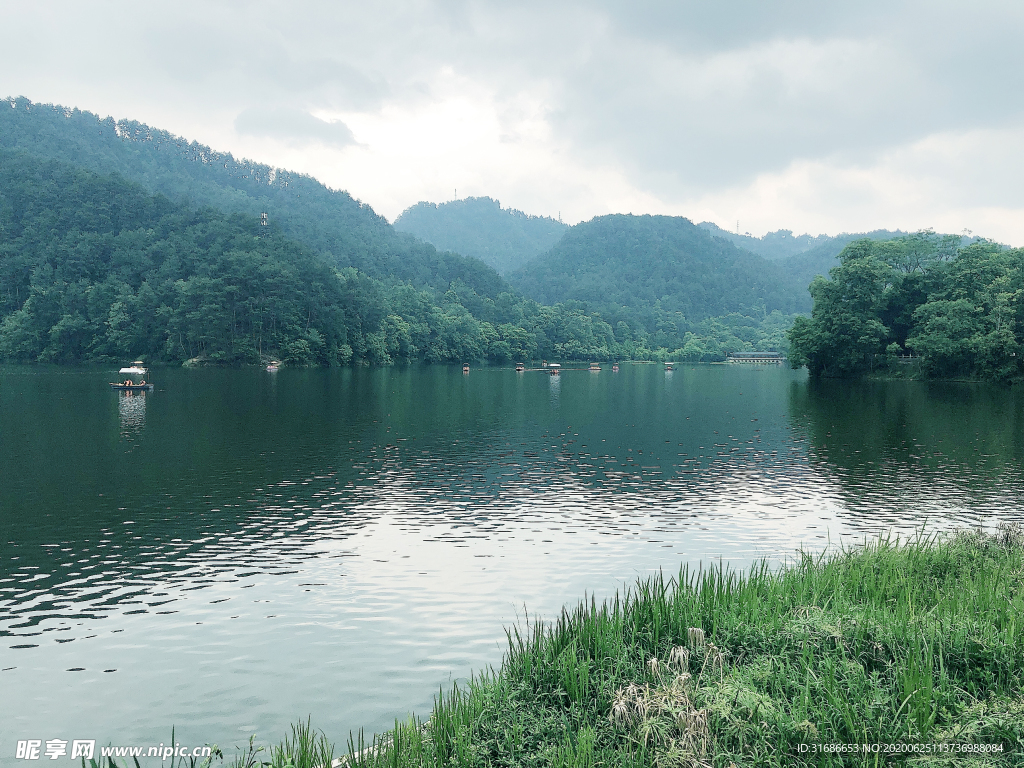 湖景