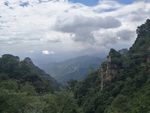 云海下的白石山