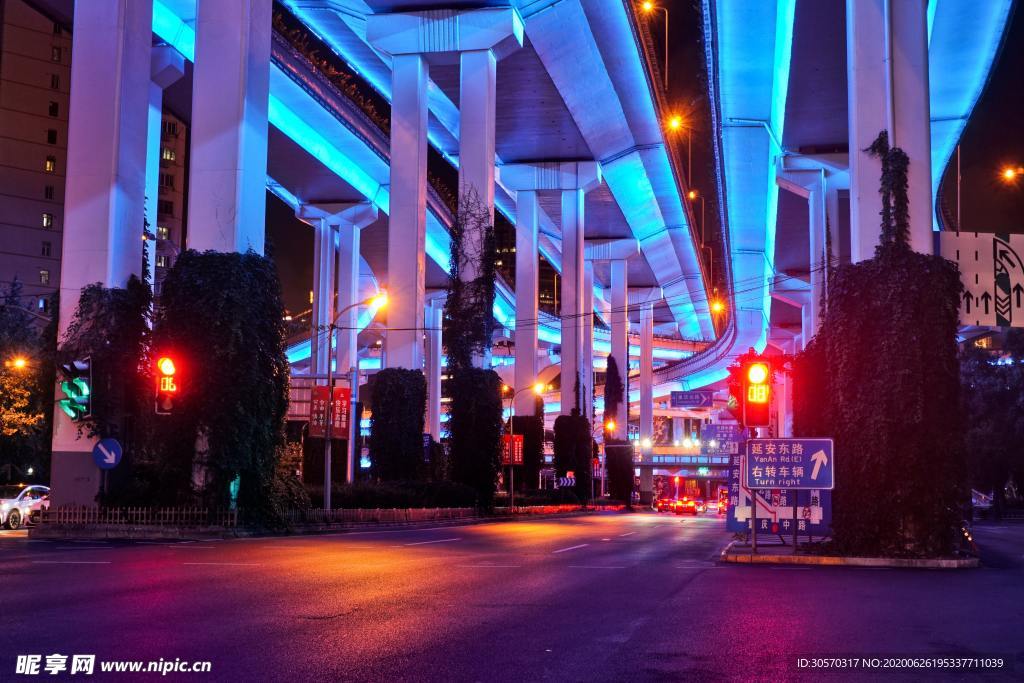 城市