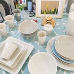 白色陶瓷餐具