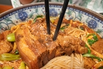 五花肉面条