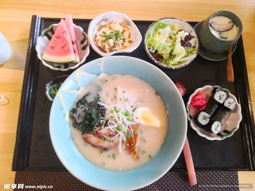 简餐