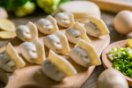 饺子锅贴图片