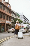 旅行者女士