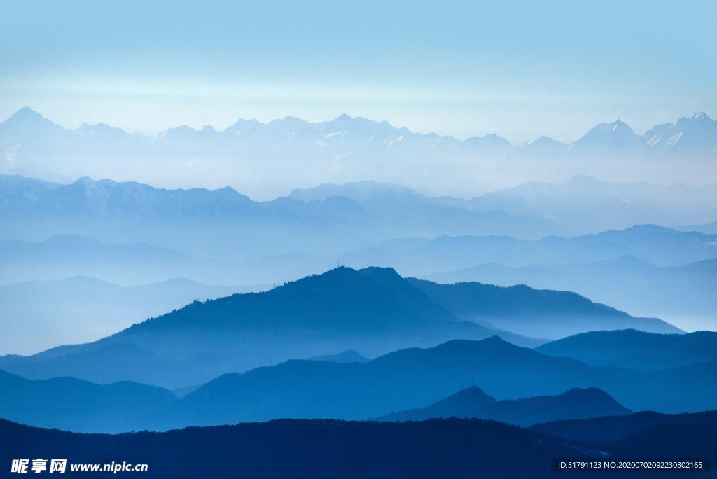 层叠山