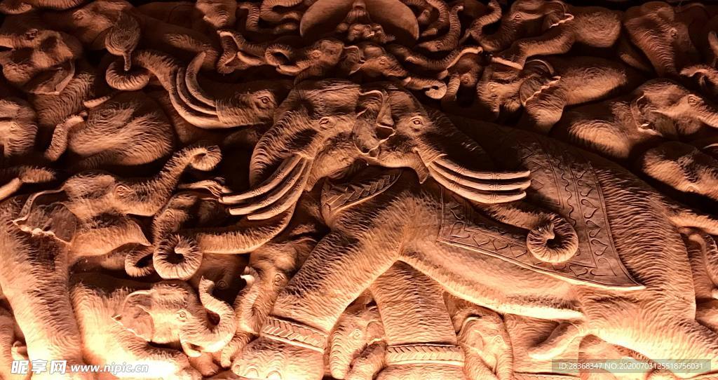 龙雕塑