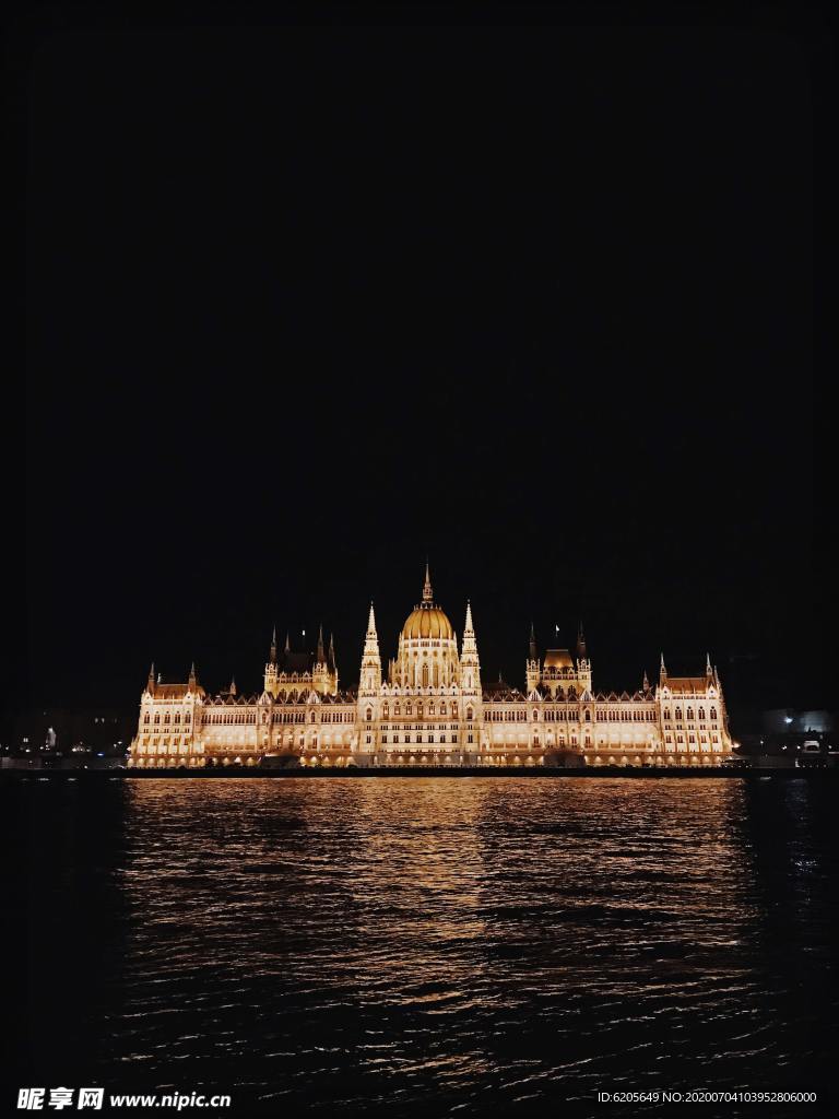 夜晚白宫正面景色