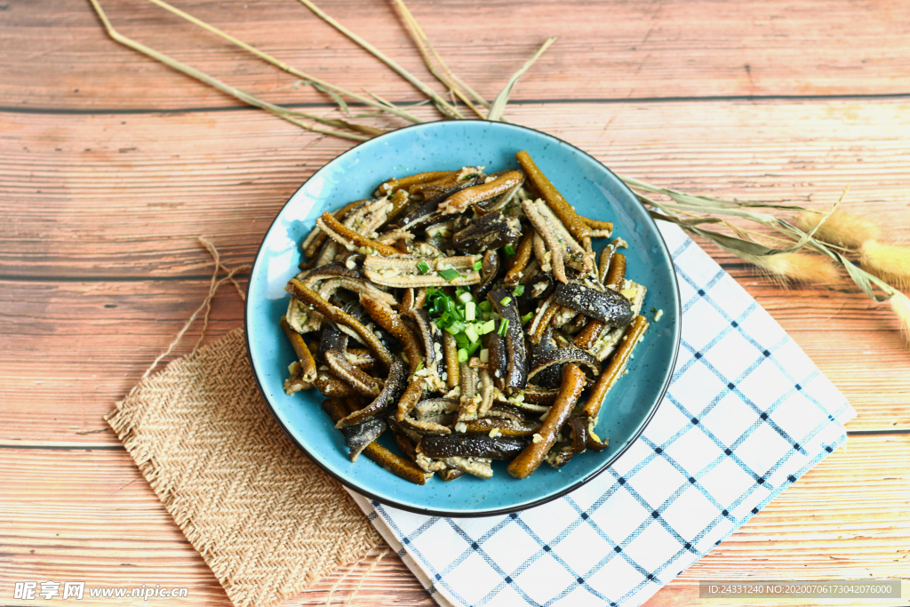 上海菜响油鳝丝美食照片