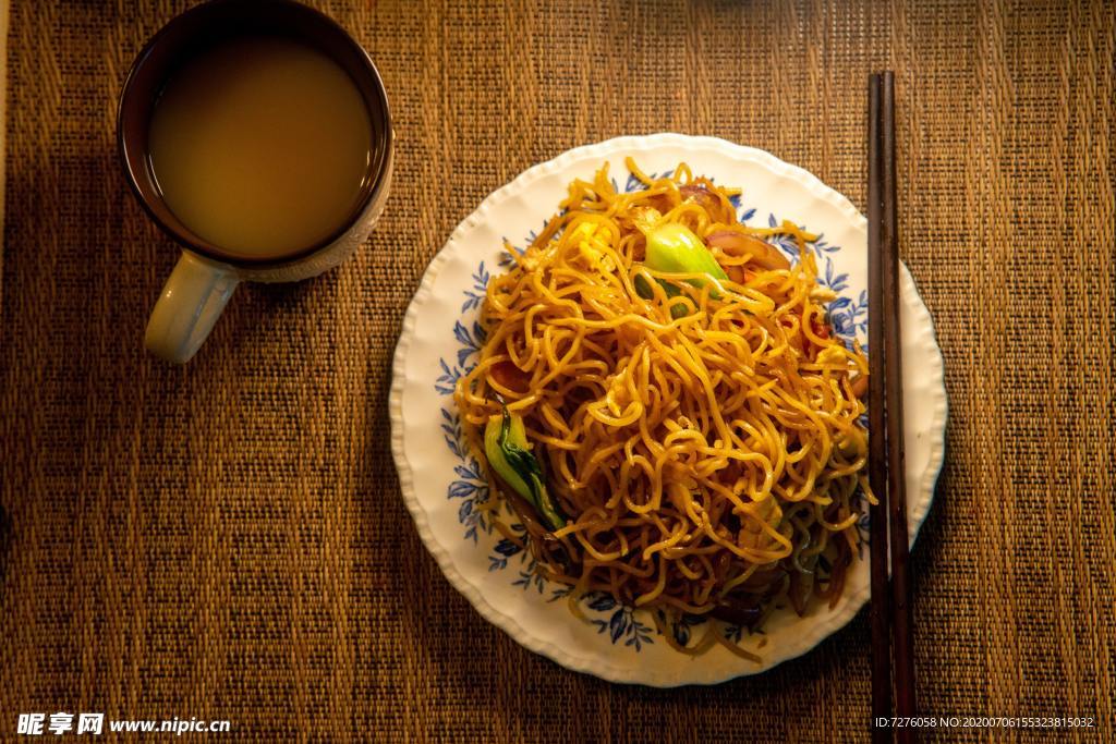 面条 米粉 美食