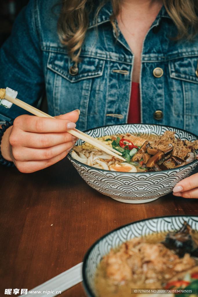 面条 米粉 美食