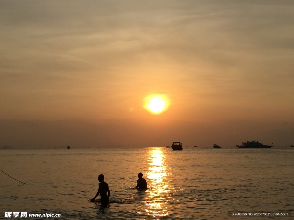 海边夕阳