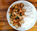 豆腐干肉丝盖饭