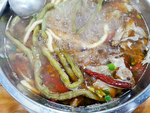 煮着吃鸭脖子