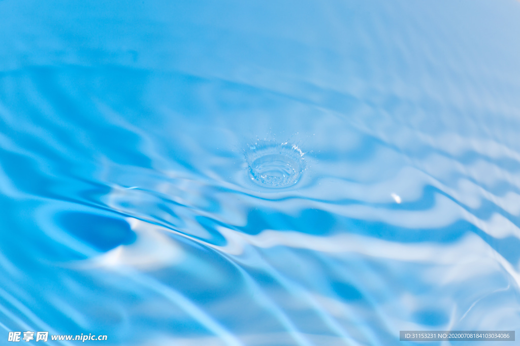 水