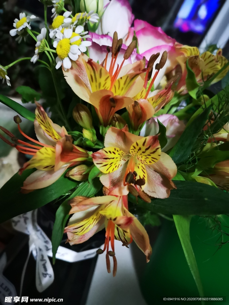 花