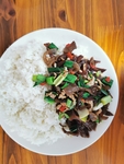 黑木耳肉丝盖饭